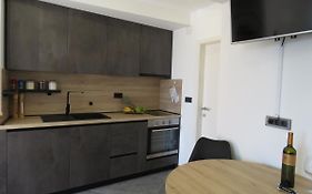 Nevera Apartment